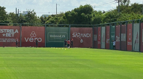 Após papo com Gabriel em treino do Inter, Mano exalta dedicação e elogia  volante: Saudades, internacional